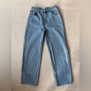 Abrand Carrie Straight Jeans in Gigi sz 26